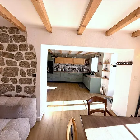 Maison De Charme, Vue Foret,4 Chambres, Draps Et Serviettes Inclus, St-denis-margeride Saint-Denis (Lozere)